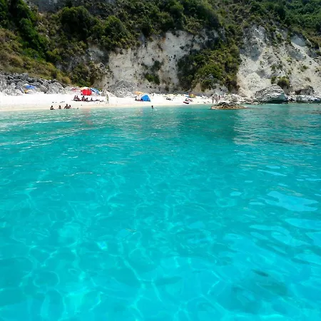Lily Home_lefkada ~ Private Σπίτι διακοπών Kondaraíni